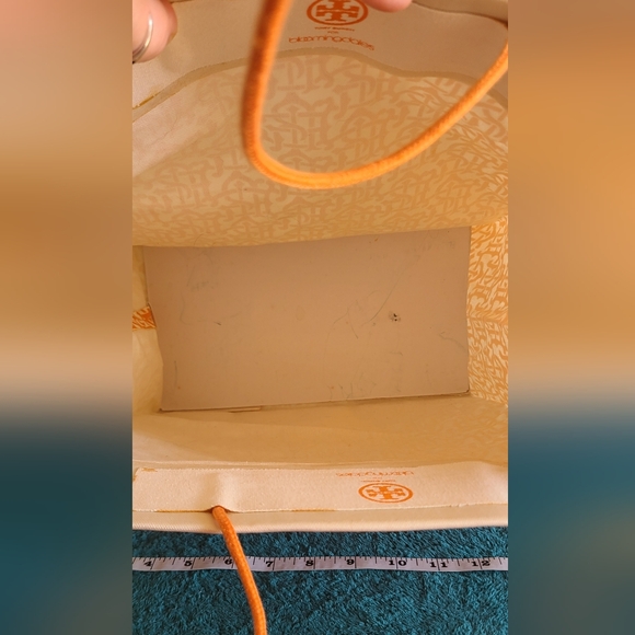 Tory Burch Orange and Cream Tote Bag - Picture 12 of 12